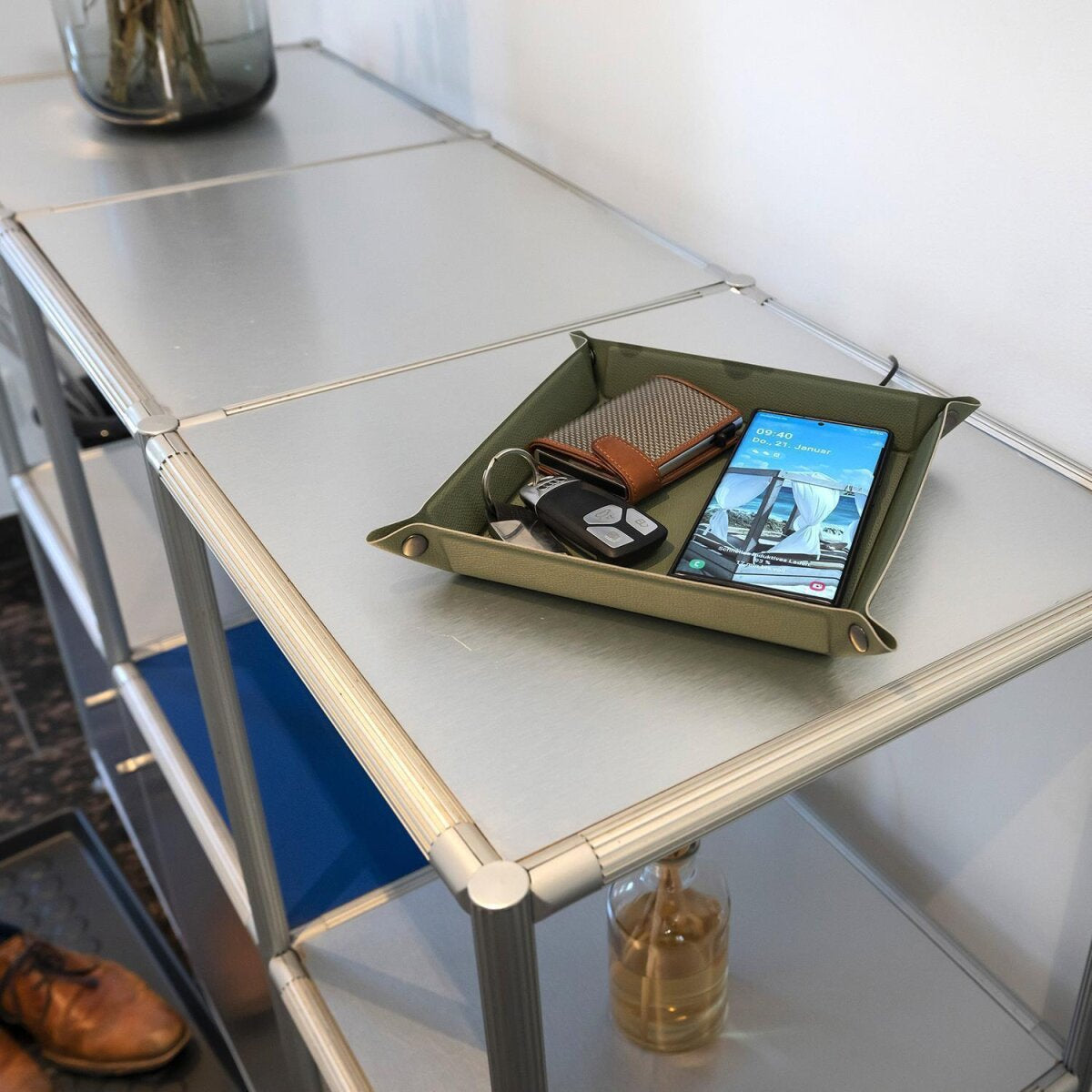4smarts Smarttray Ladeset – 20 W, 2× USB-C, Qi, faltbar – für Smartphones, Universal