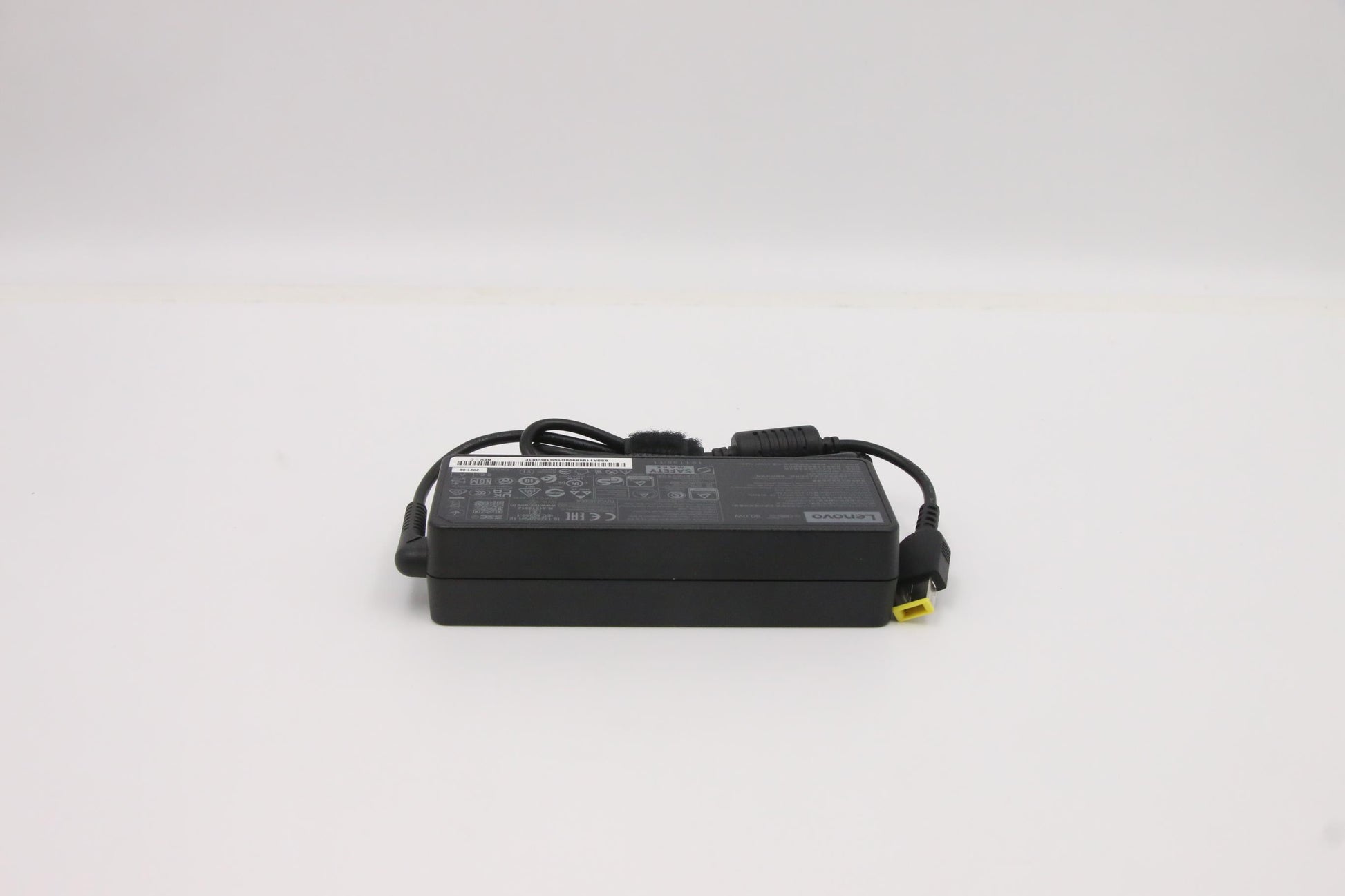 Lenovo 5A10V03251 Netzteil 90 W – 20 V/4,5 A, 100–240 V 50/60 Hz – für Lenovo-Notebooks – schwarz