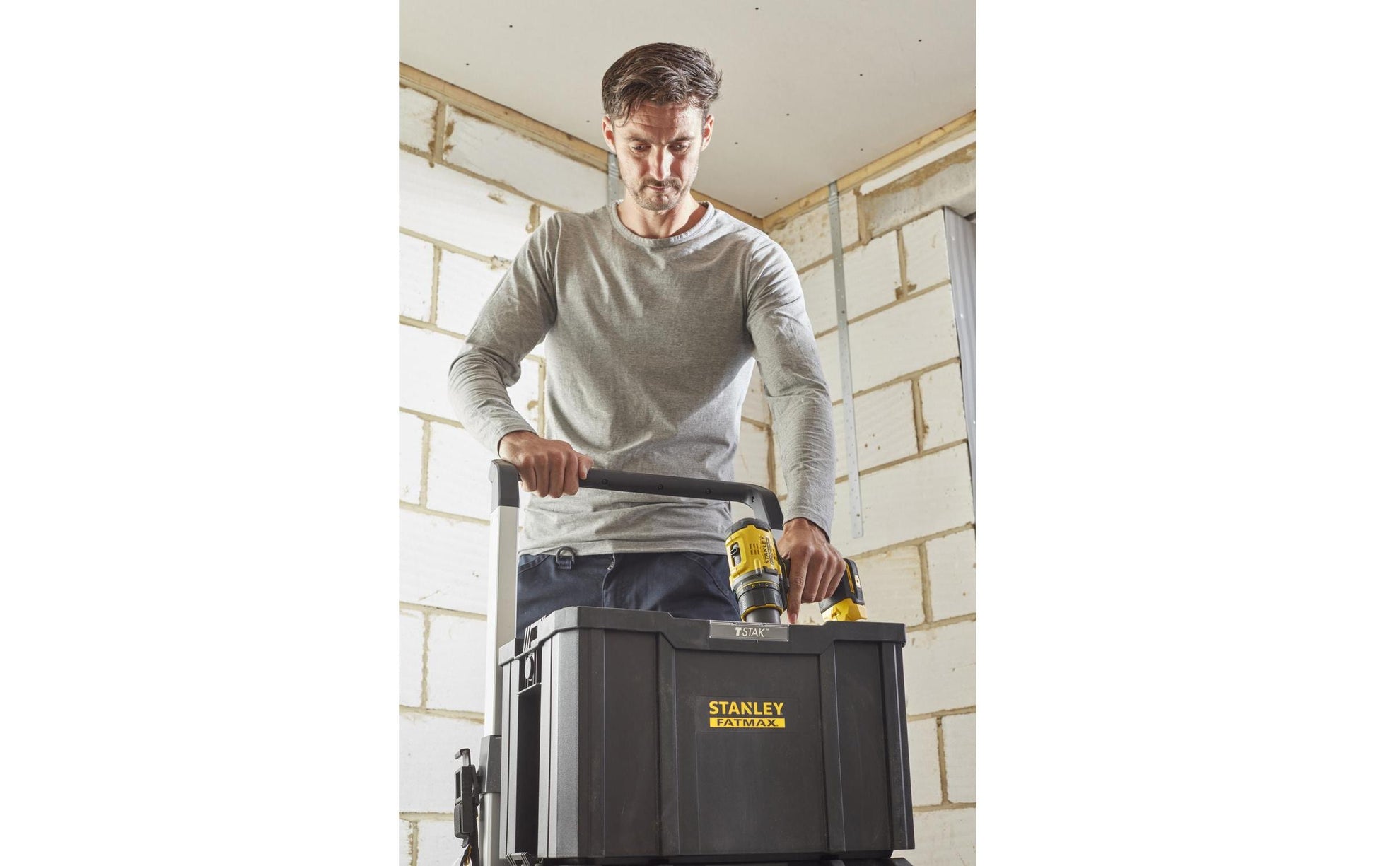 Stanley Fatmax – Werkzeugtrage TSTAK, 320 × 440 × 280 mm, schwarz, mit Tragegriff, wasserfest