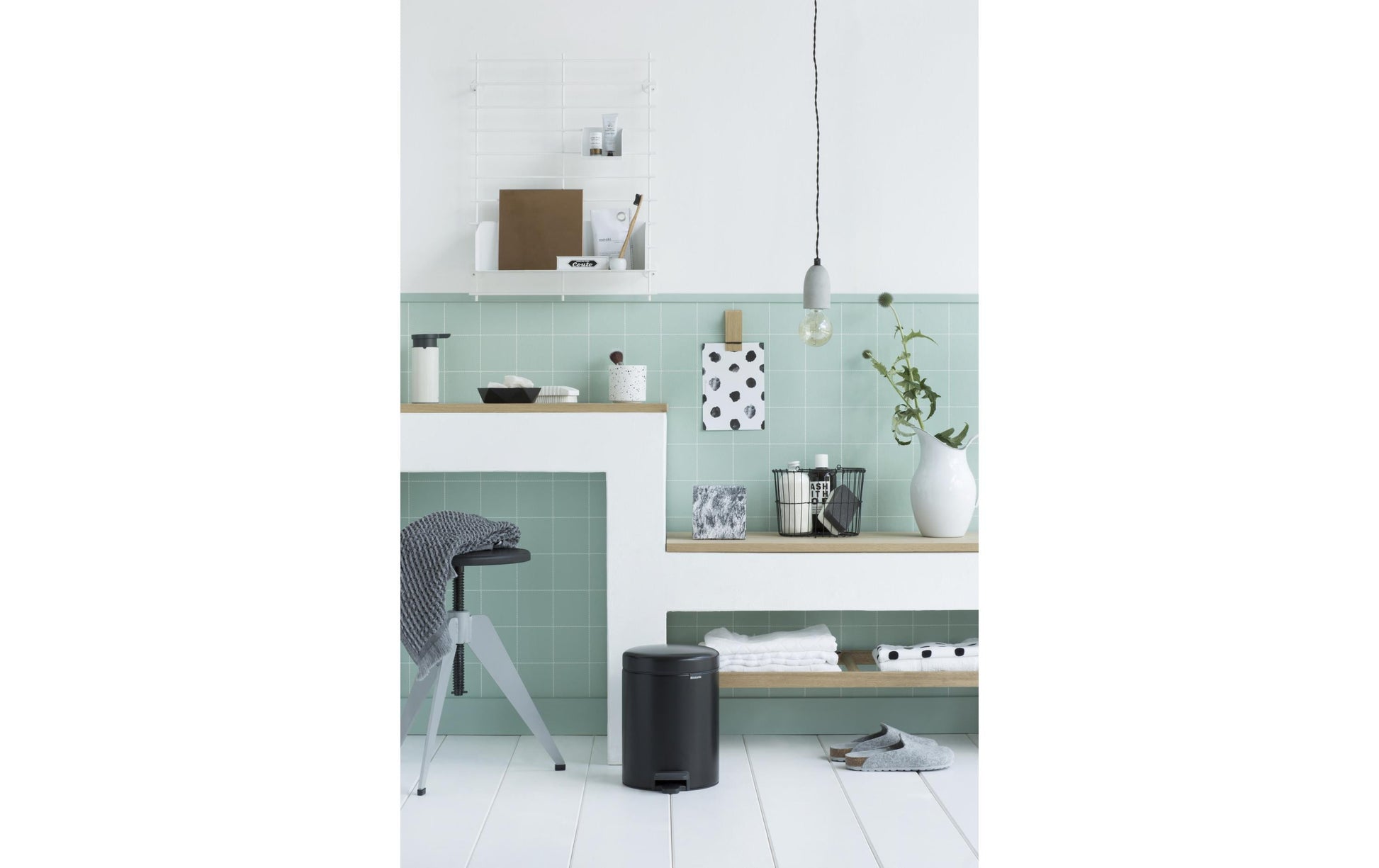 Brabantia NewIcon Papierkorb – 5 l – Edelstahl – Ø 206 × H 291 mm