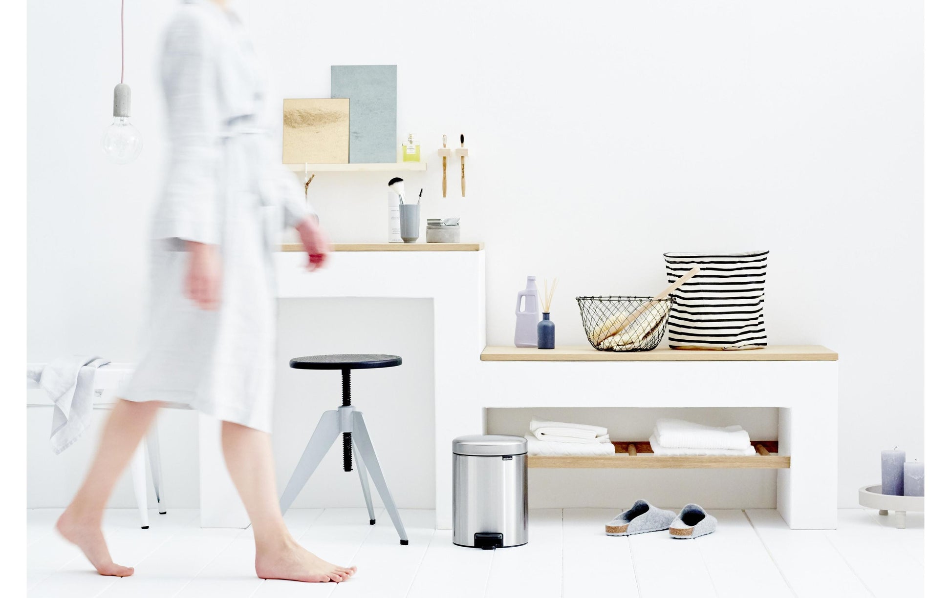 Brabantia NewIcon Treteimer – 5 l – Edelstahl, rund – Anti-Fingerprint, Anti-Rutsch-Basis