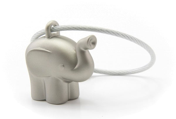 TROIKA Schlüsselanhänger Little Elephant – Silber, 17 × 30 mm