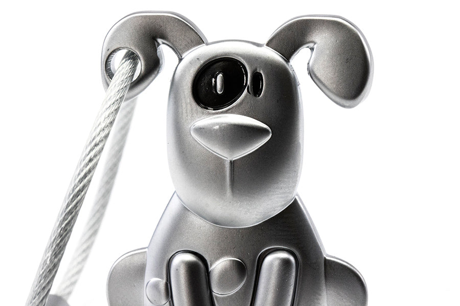 TROIKA Schlüsselanhänger Hund – Silber, 31 × 9 mm