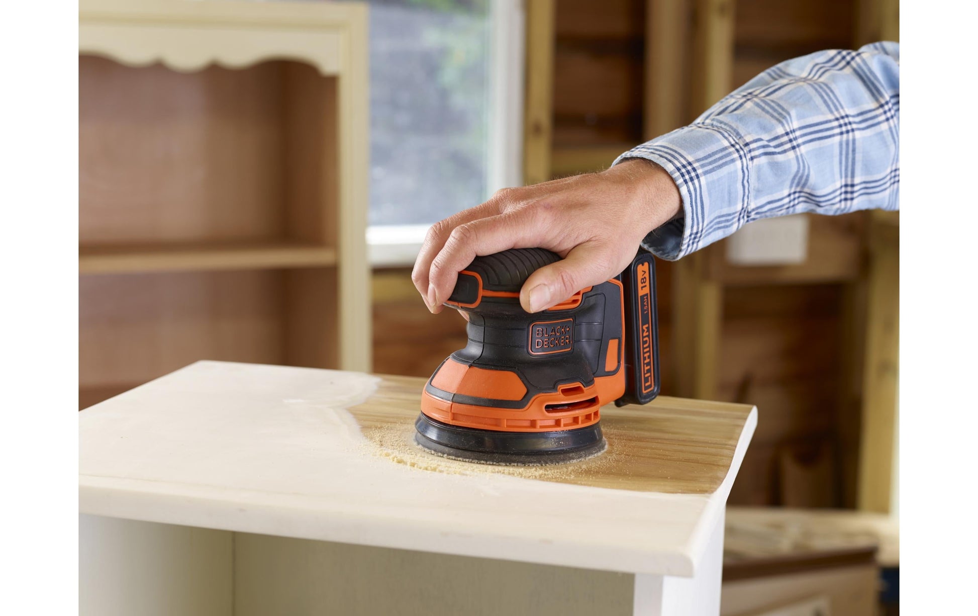 Black & Decker BLACK+DECKER Exzenterschleifer BDCROS18N-XJ – 18 V (POWERCONNECT) – Klettfix, Schwingkreis 1,3 mm – Solo