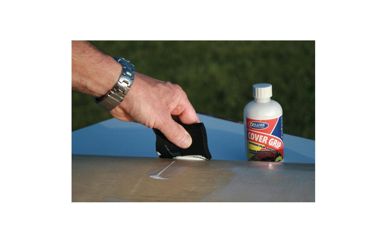 Deluxe Materials Vielzweckkleber AD22 – weiss – 150 ml – für Kunststoff