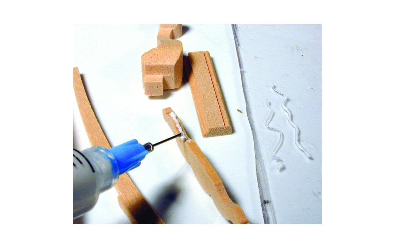 Deluxe Materials Spezialkleber – Transparent, für Kunststoff, Spender, Pin Point Spritzen-Set