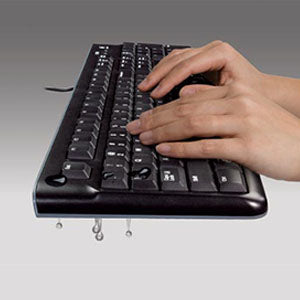 Logitech K120 – Tastatur, kabelgebunden (USB-A), US-Layout (EN), Schwarz