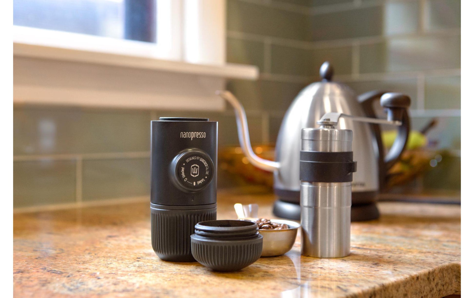 Wacaco Nanopresso Espressomaschine (Siebträger) – 18 bar, 0,1 l, schwarz, 15,6×7,1×6,2 cm