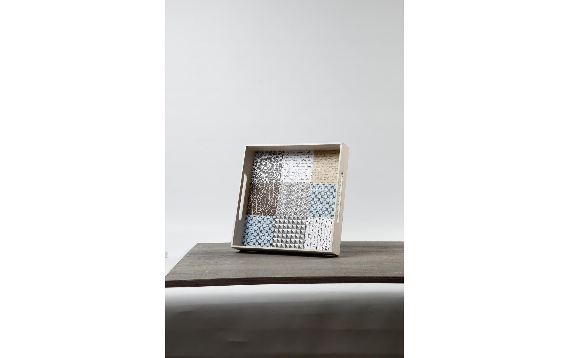 Creativ Company Tablett – 25,0 × 25,0 × 7,0 cm, Holz (Paulownia), Hellbraun