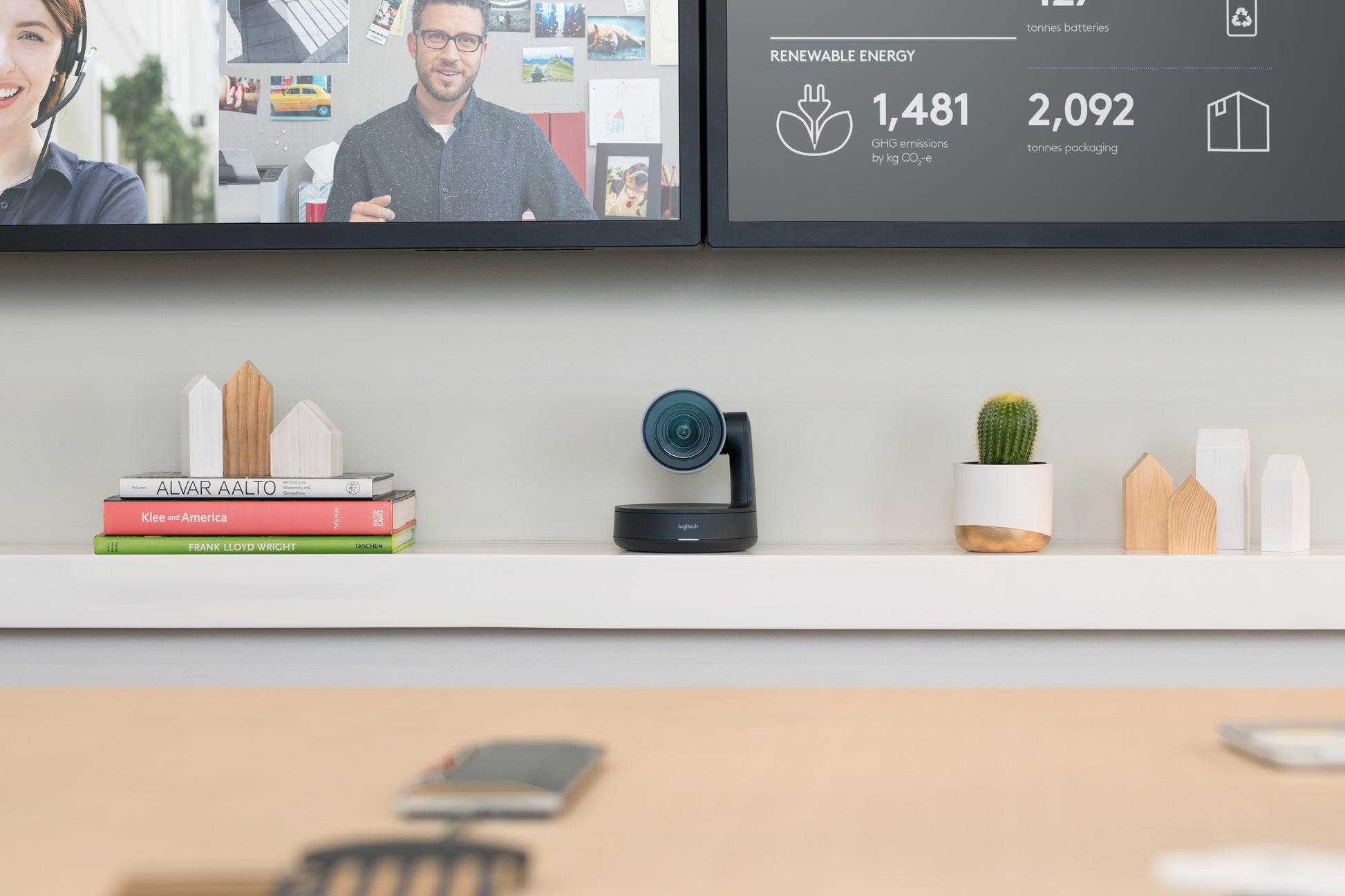 Logitech Rally Kamera – PTZ-Konferenzkamera