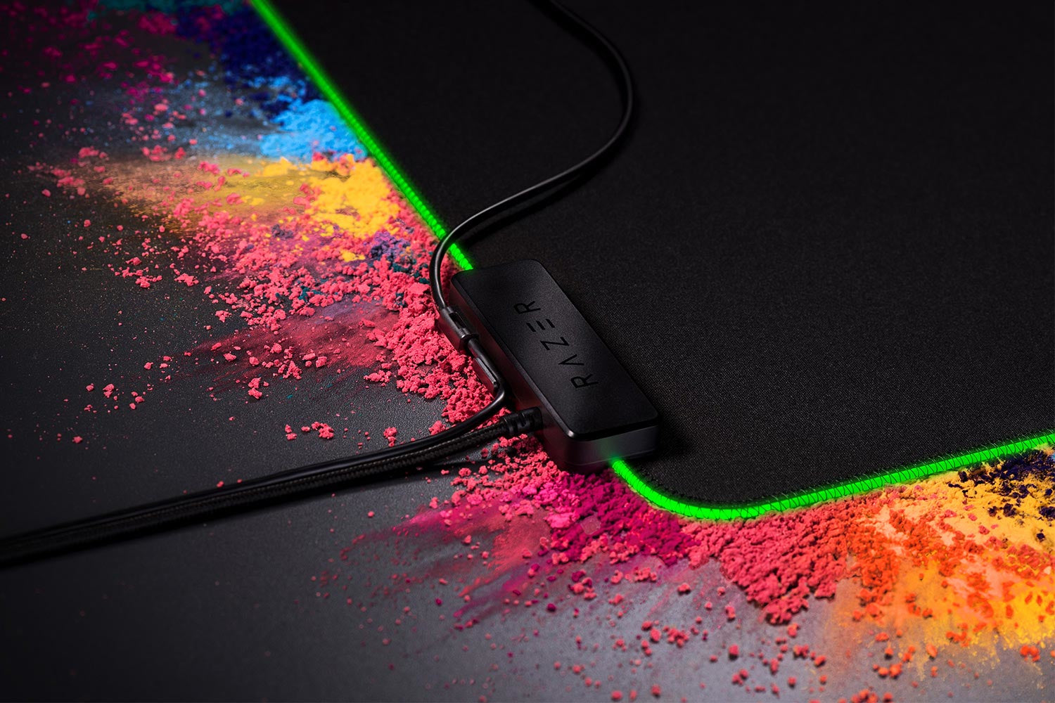 Razer Goliathus Extended Chroma – Gaming-Mauspad, USB, 2,1 m, Schwarz