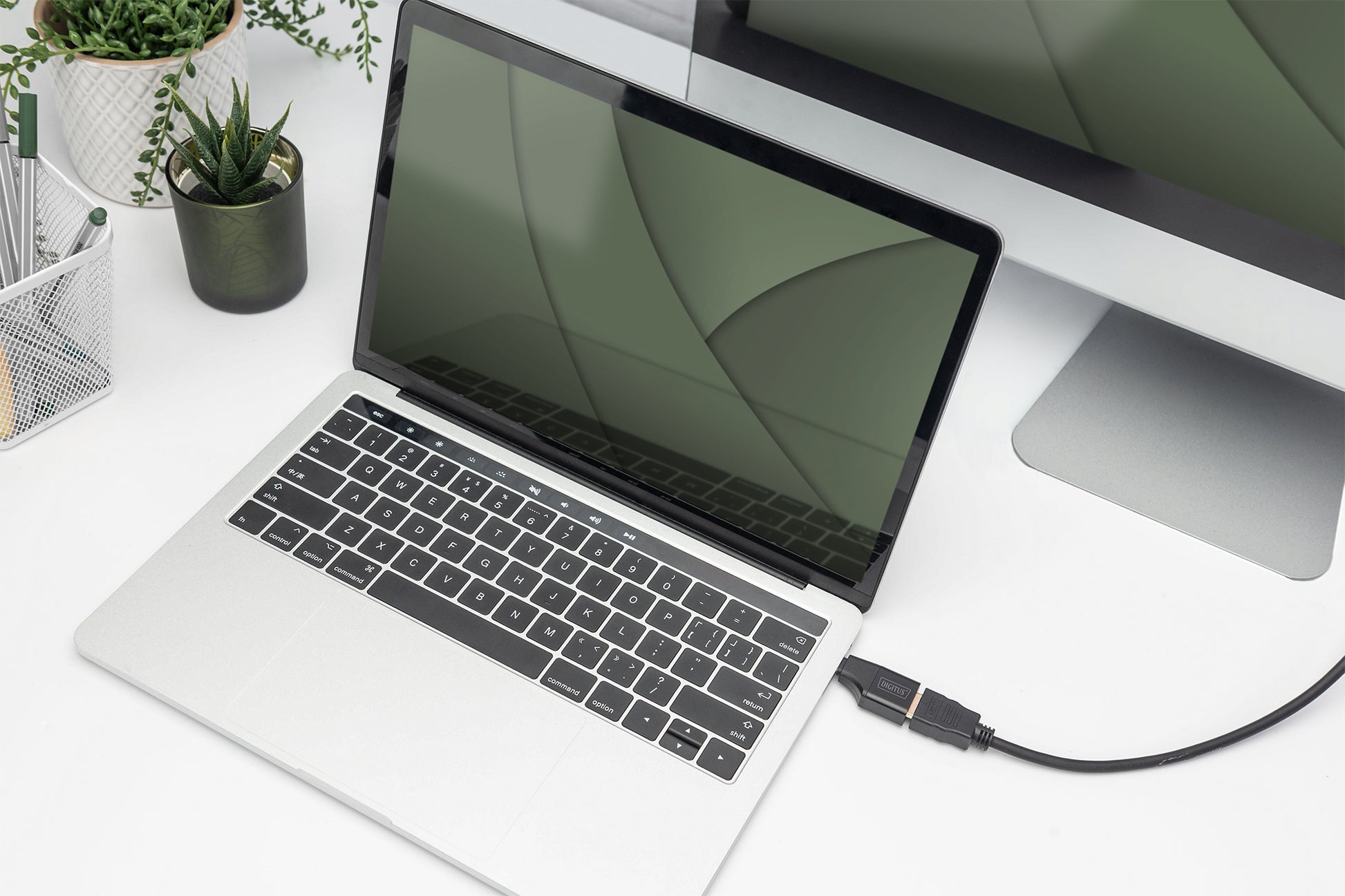 Digitus Adapter USB-C zu HDMI – 4K (3840 × 2160) @ 30 Hz, Aluminium, Schwarz