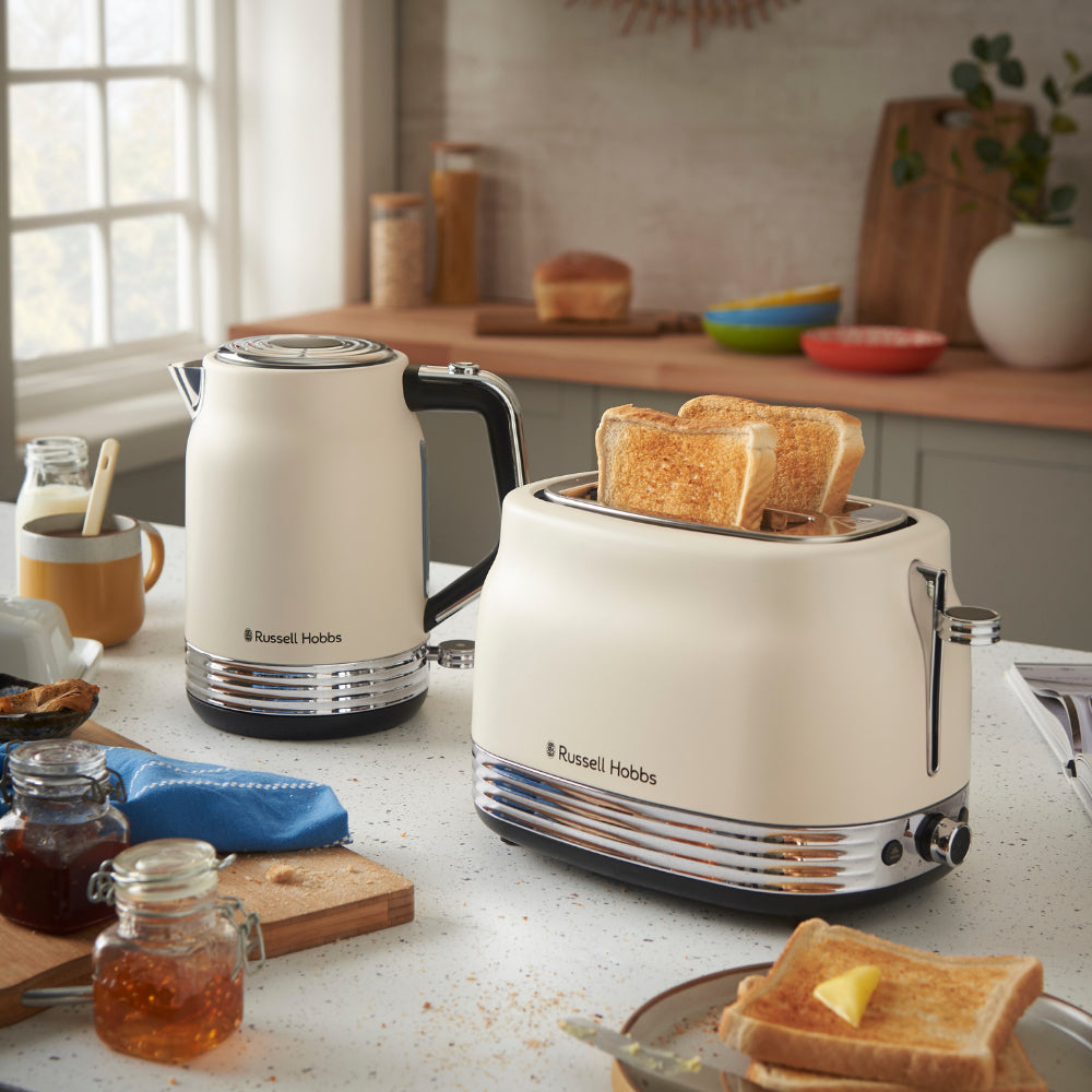 Russell Hobbs Hanley Wasserkocher – 1,7 l, Edelstahl, Crème, 28640-70