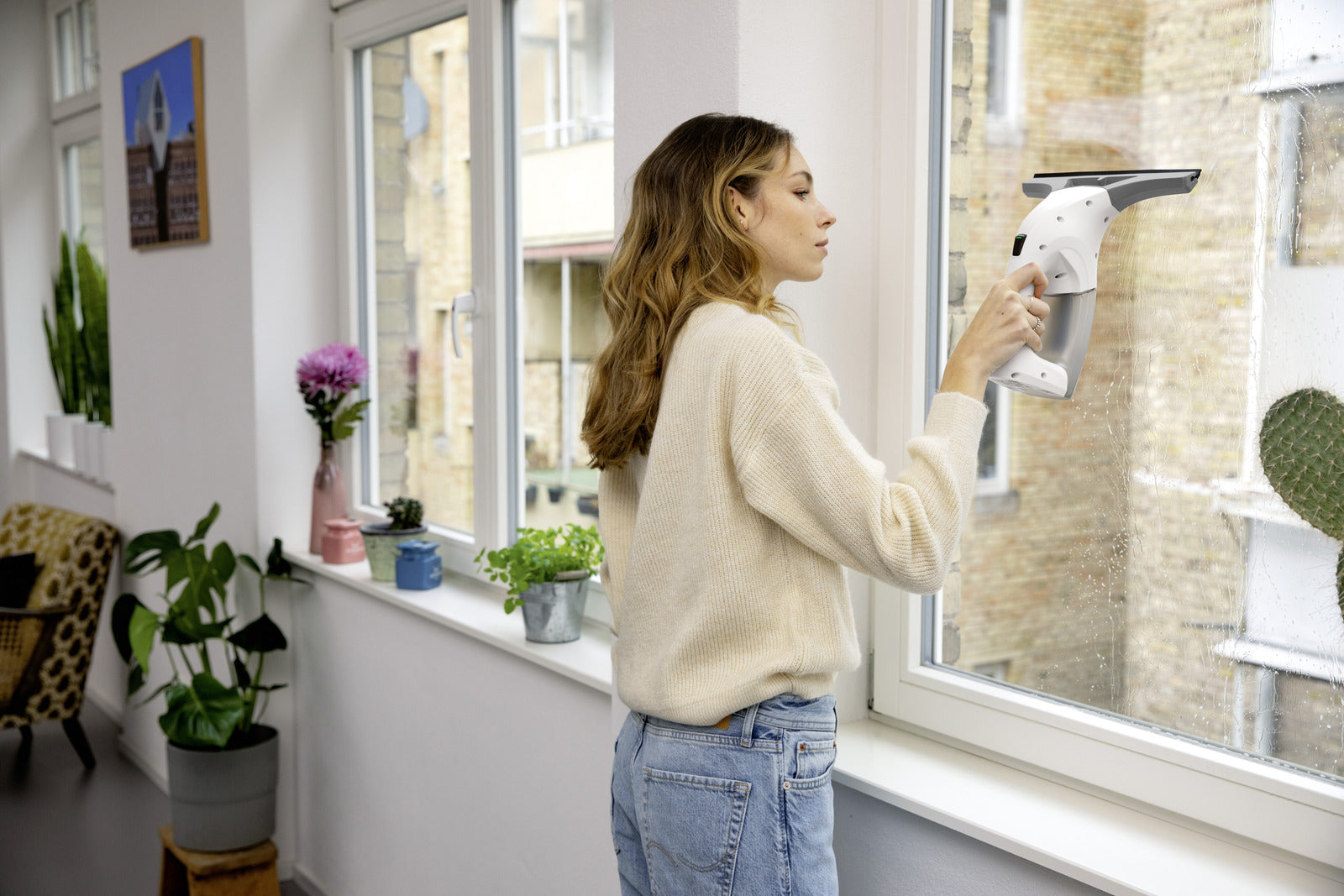 Kärcher WV 1 Plus – Fenstersauger – Arbeitsbreite 28 cm, Laufzeit 25 min, Tank 100 ml, 70 m², Weiss