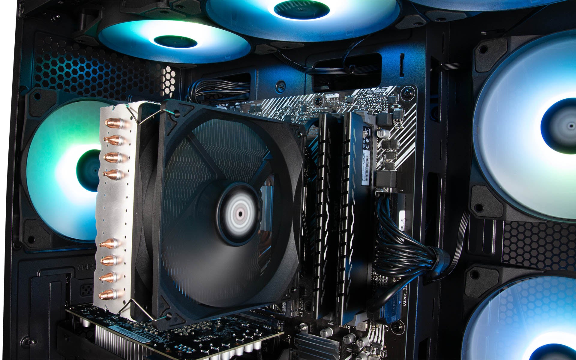 Captiva Advanced Gaming Tower – AMD Ryzen 7 5700X, 32 GB RAM, 1 TB SSD, Windows 11 Home