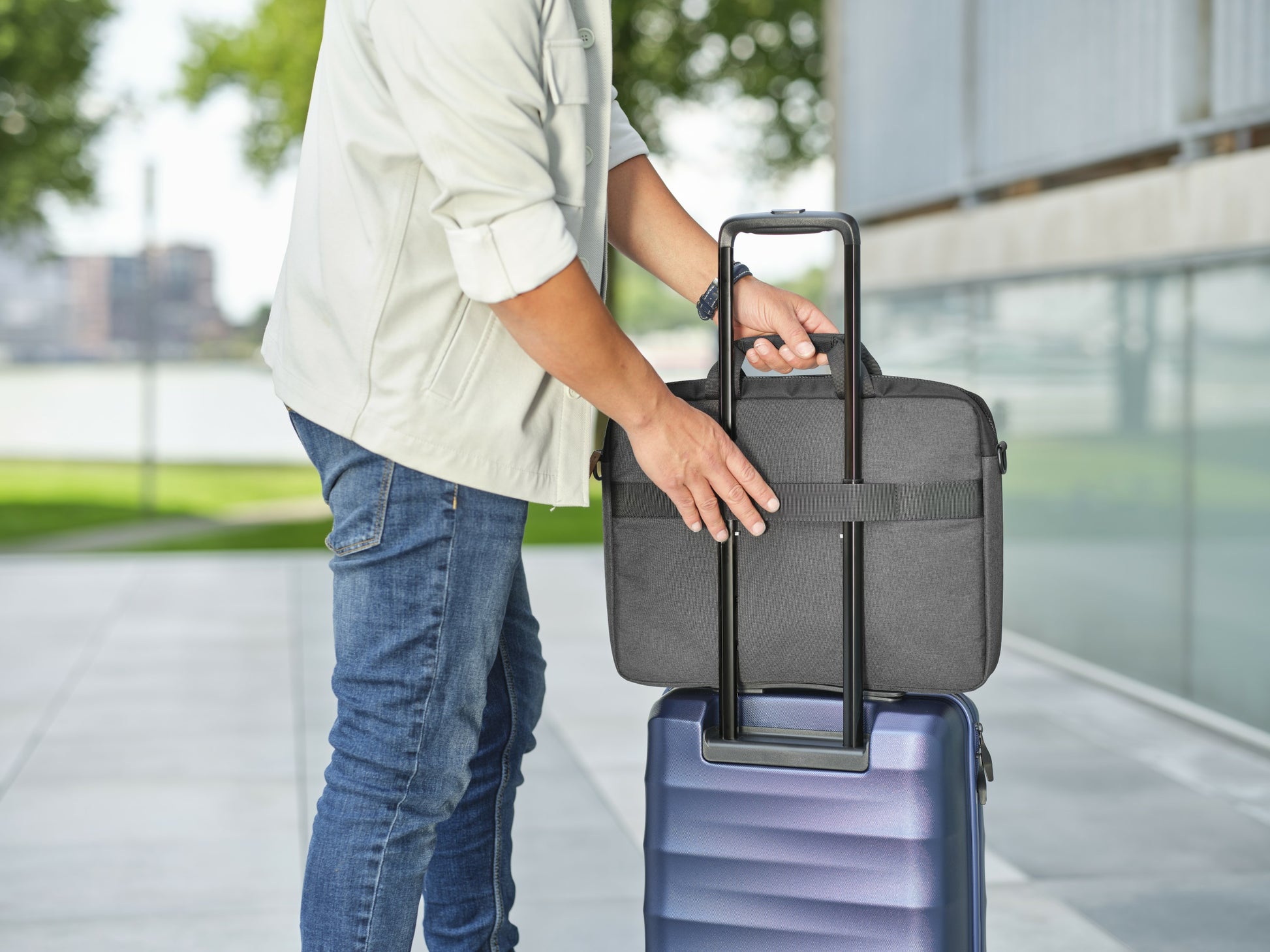 Trust Lisboa Notebook-Tasche für Notebooks bis 16" – wasserdicht, schockresistent – Schwarz