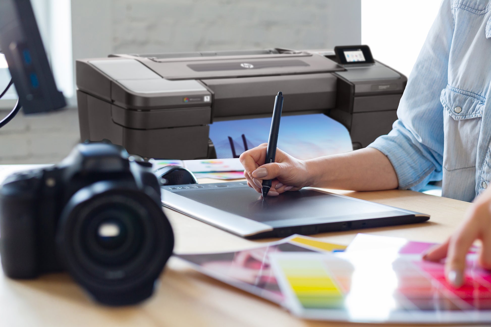 HP DesignJet Z9+dr – Grossformatdrucker 44", PostScript, Dual-Rolle