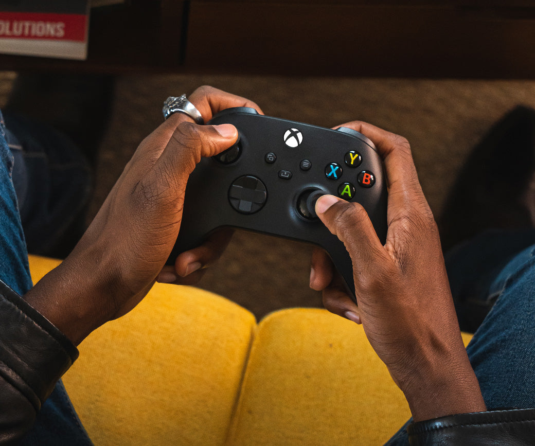 Microsoft Xbox Wireless Controller – Gamepad – USB + Bluetooth, für Xbox & PC, Schwarz