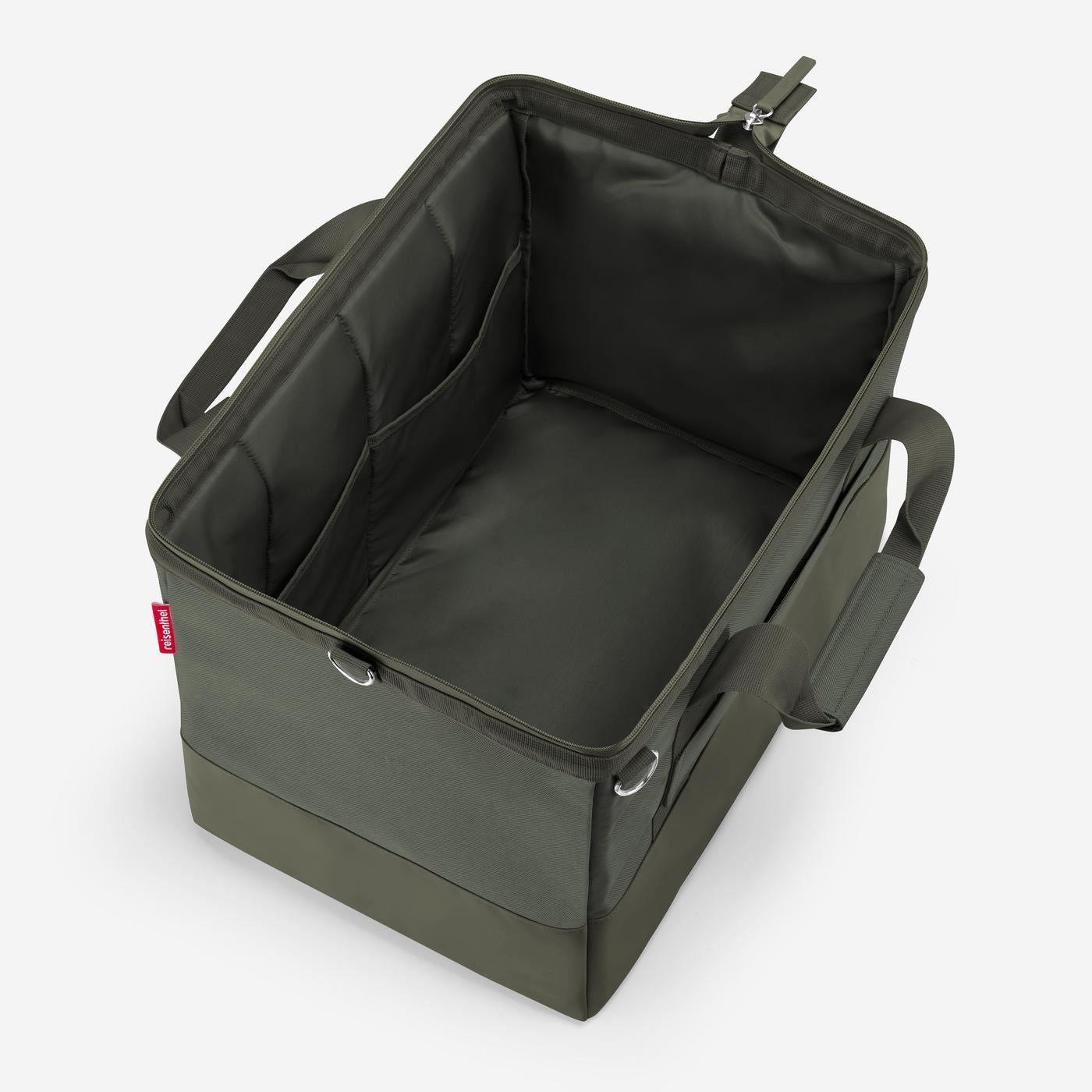Reisenthel Sporttasche allrounder M – 23 l, aus rPET, dunkelgrün, 45 × 33 × 30 cm