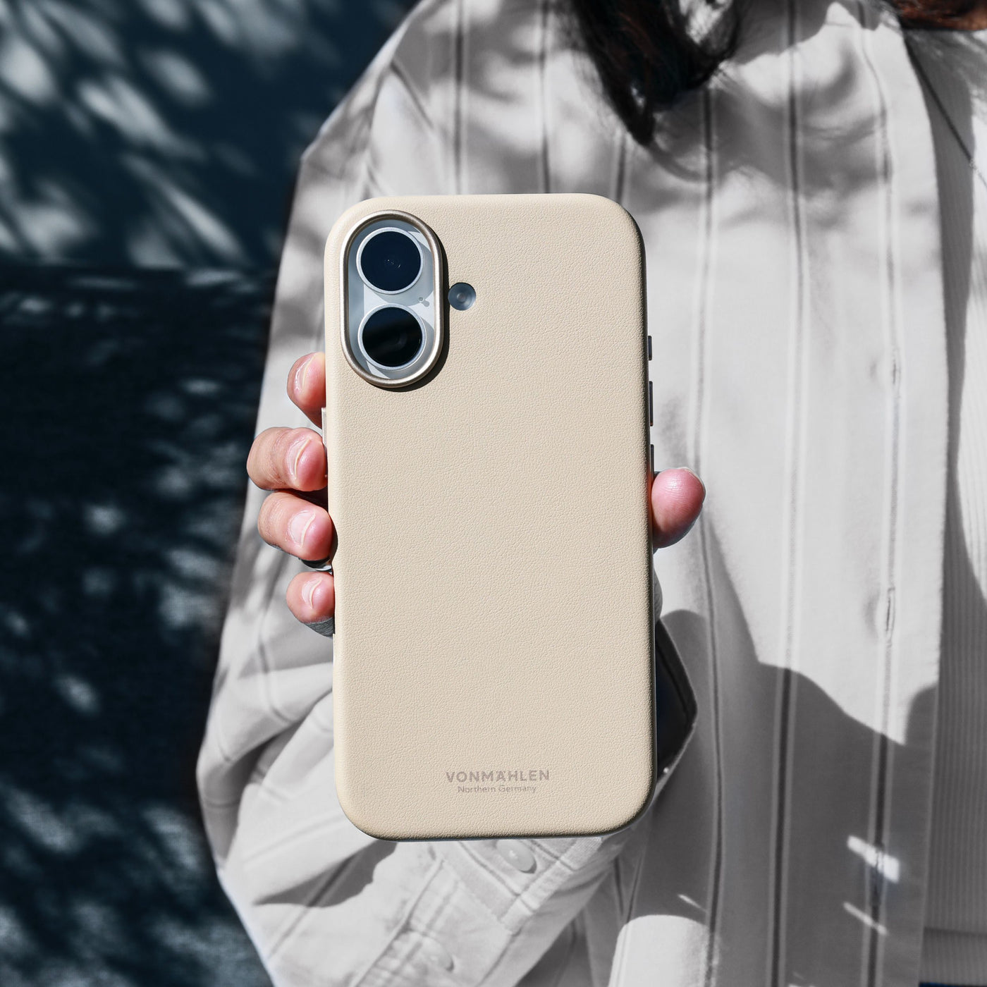Vonmählen Backcover Like Leather – für Apple iPhone 17 – Creme – Leder