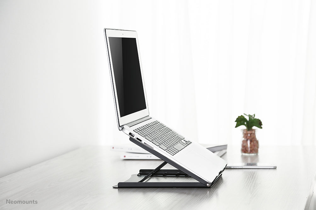 Neomounts Laptop-Ständer – bis 16", 5 kg Traglast – Schwarz