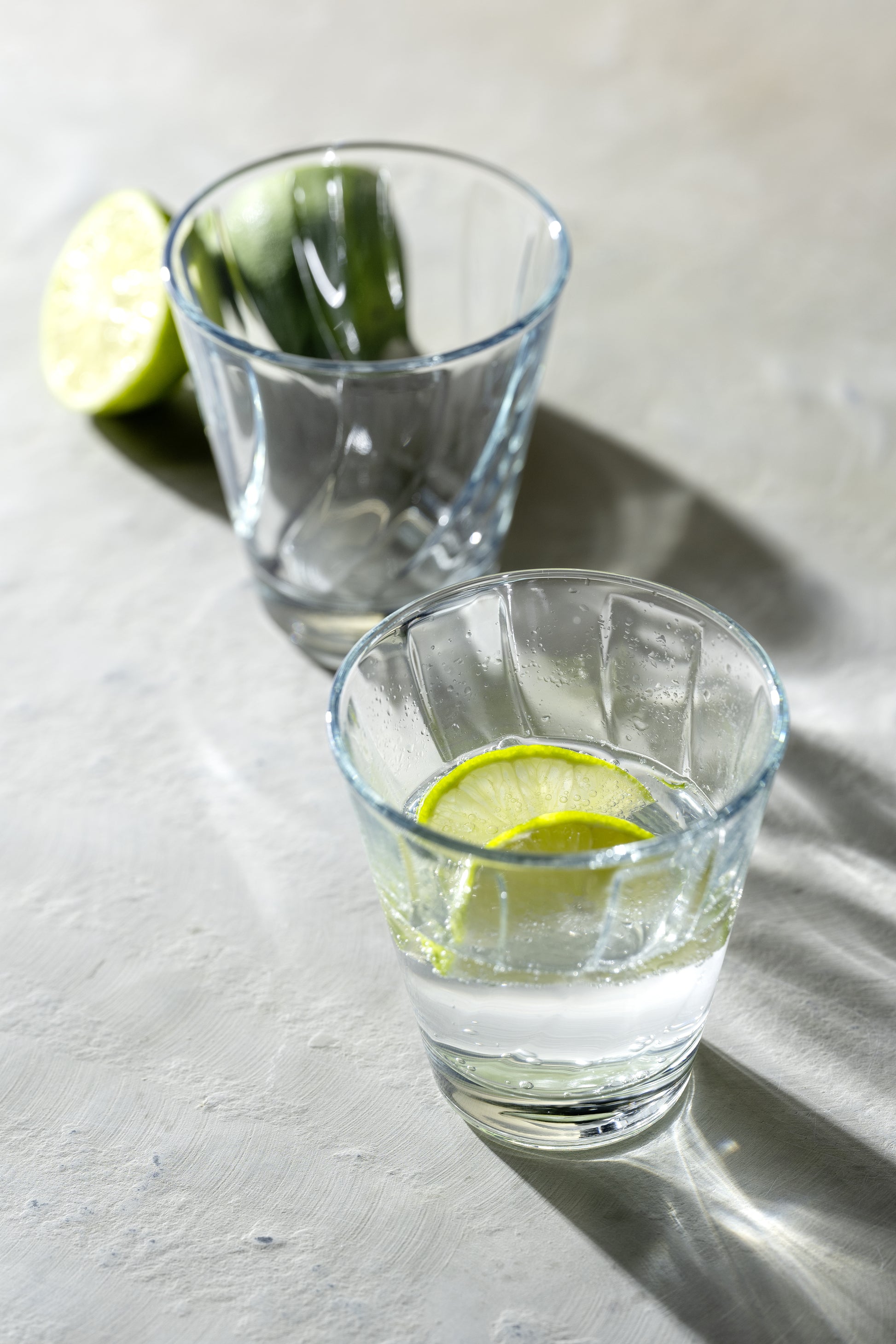 LEONARDO Twist Gläserset – 0,22 l + 0,30 l, Kalk-Natron-Glas, Transparent, Spülmaschinenbeständig, 12 Stück