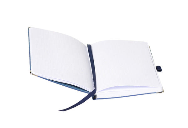 Biella Notizbuch, 125 × 195 mm, punktkariert, Fadenheftung, 192 Seiten, 90 g/m² – dunkelblau