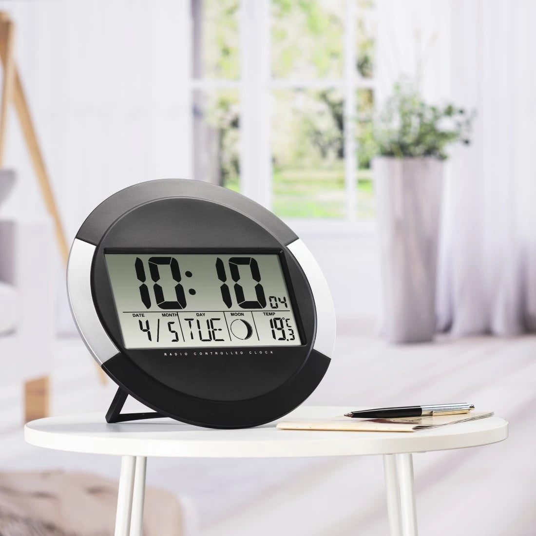 Hama Ischia Wanduhr – Digital, Funk, Thermometer, Ø 24,5 cm, Schwarz, Kunststoff