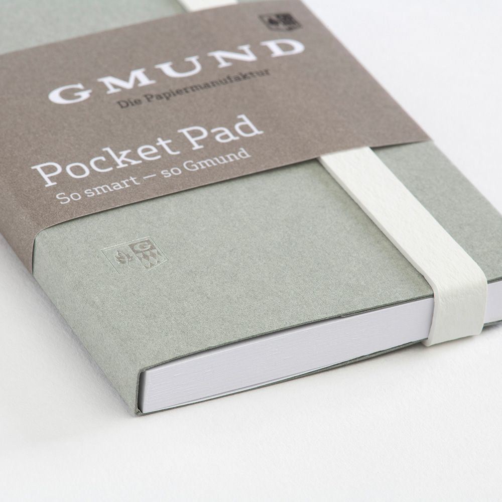 Gmund Notizblock – 67 × 138 mm – blanko – 100 Blatt – 120 g/m² – Gummiband, Einstecktasche – grau