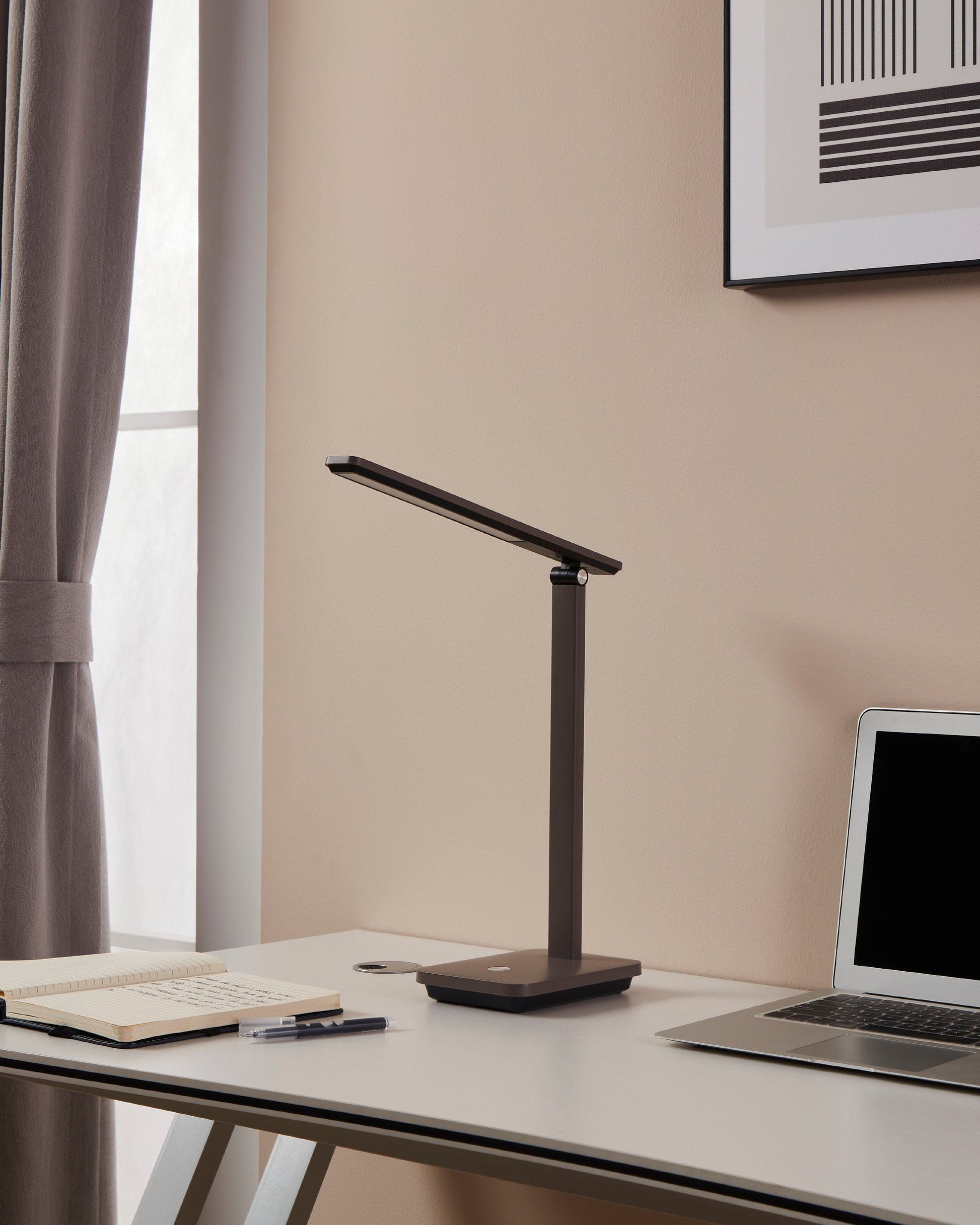 EGLO Tischleuchte Iniesta – LED 3,6 W, 360 lm, 3000–6500 K, dimmbar, Touch-Dimmer, Akku, USB – Schwarz
