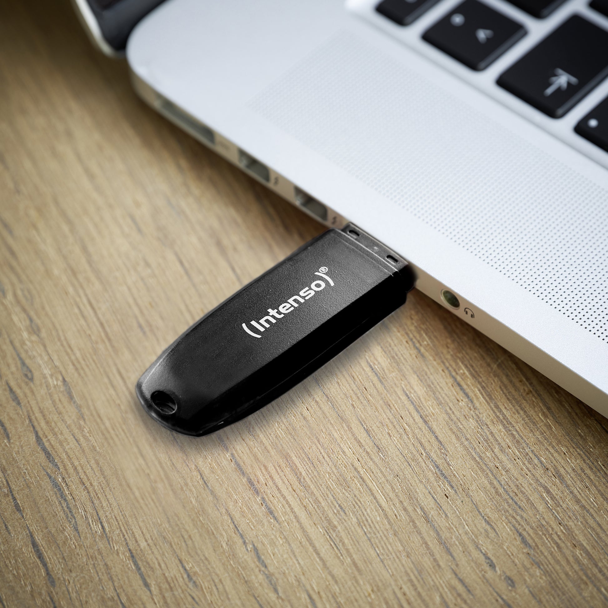 Intenso Speed Line – 256 GB, USB 3.2 Gen 1 Typ-A, 70 MB/s, für Windows, MacOS, Linux