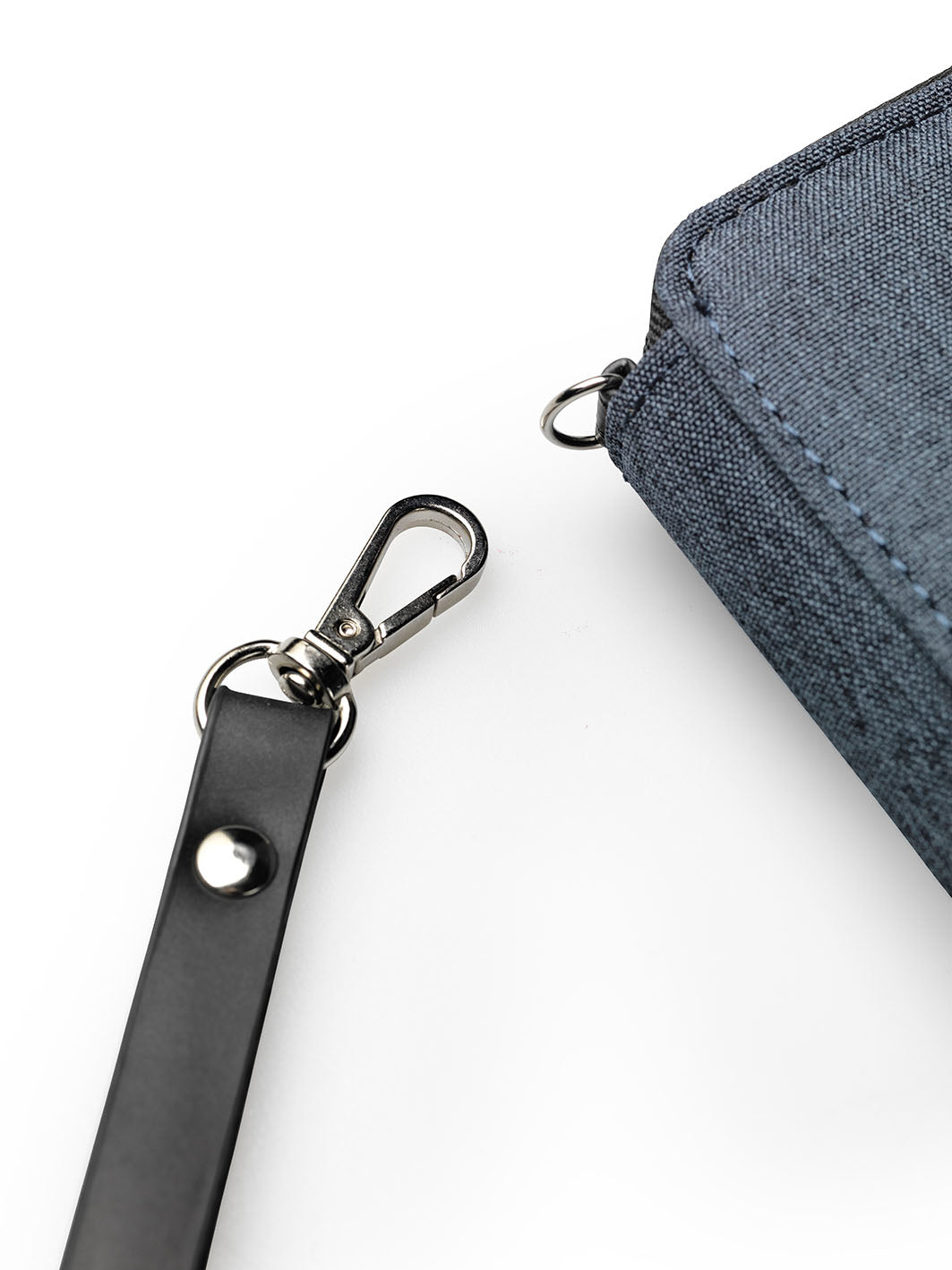Dufco Tablet-Schutzhülle – Bis 15,2 cm (6"), Anthrazit, Textil