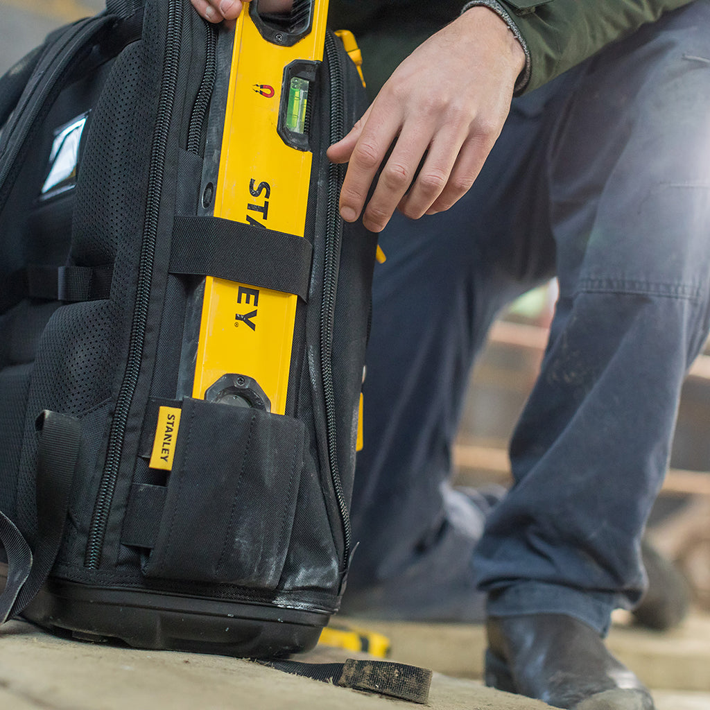 Stanley Werkzeugrucksack FATMAX Pro, 230 × 360 × 470 mm, 600D Nylon, schwarz