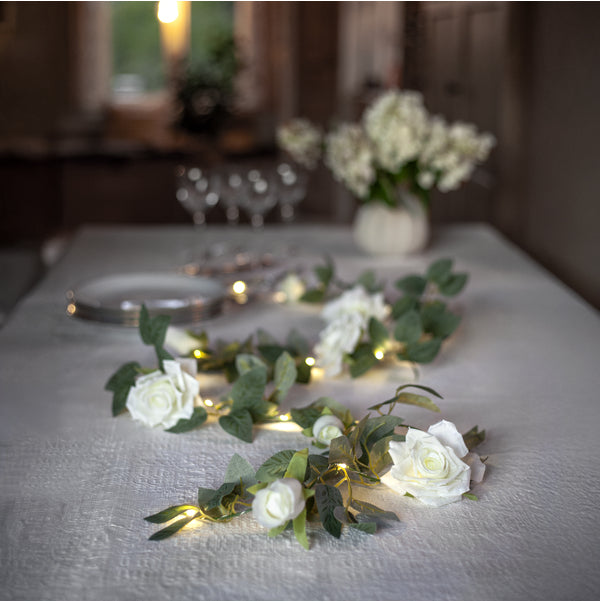 Star Trading Lichterkette Roza – Starterset, 2 m, 0,1 W, Warmweiss, Weiss, Batteriebetrieb (2× AA), 20 LEDs