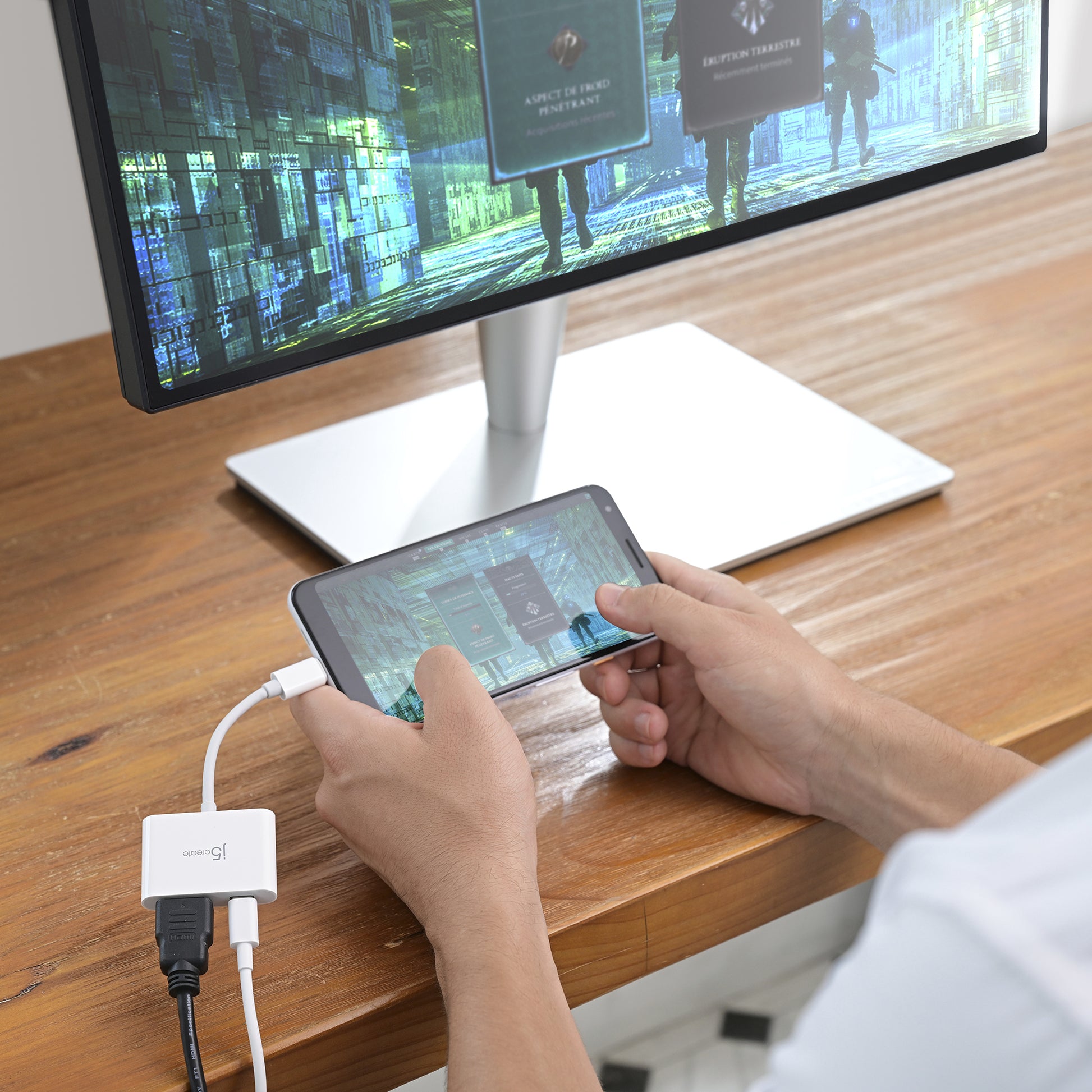 j5create JCA152-N USB-C zu HDMI Adapter – 4K (3840 × 2160) @ 144 Hz, 0,82 m, für Windows/Mac/ChromeOS, Weiss