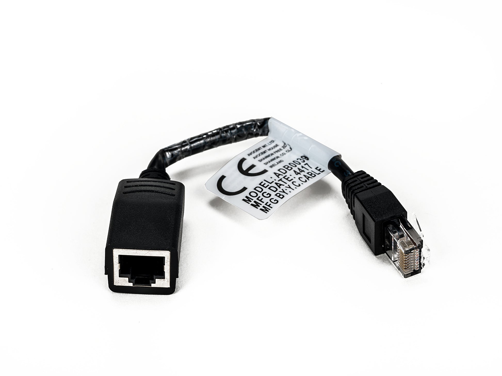 Vertiv Avocent ADB0039 Adapter RJ-45 zu RJ-45 – Männlich zu Weiblich, für Sun/Cisco, Schwarz
