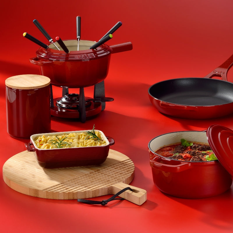 Kela Fondue-Set – Ø 20 cm, Gusseisen, für Käsefondue, Elektro, Rot, 6 Pers., 11 Teile