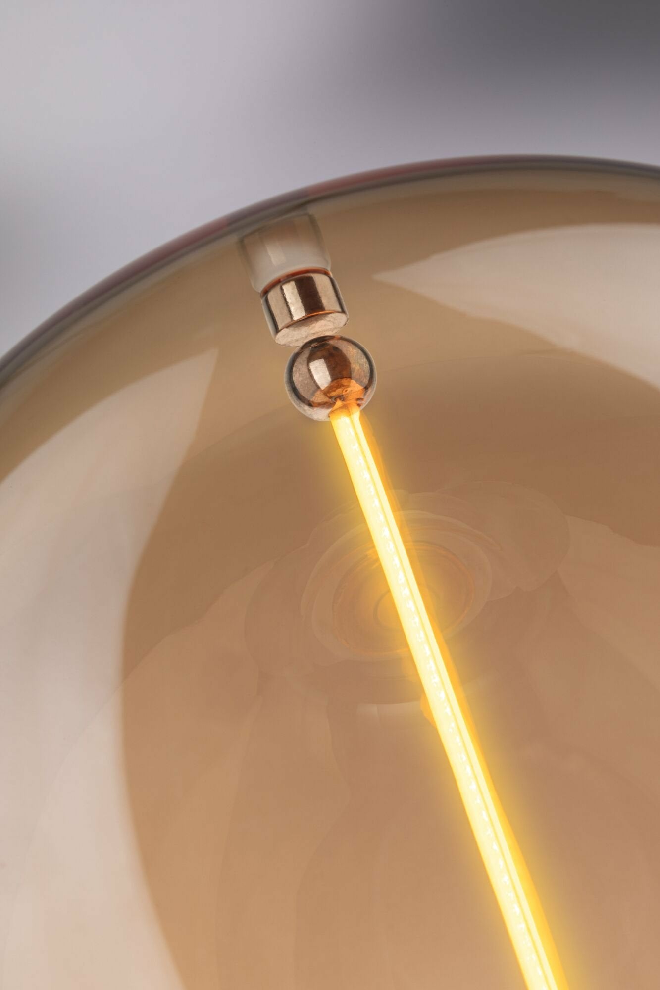 Paulmann LED-Leuchtmittel E27 Birnenform – Warmweiss 1800 K, 90 lm, 2,2 W – 1 Stk., Gold/Glas