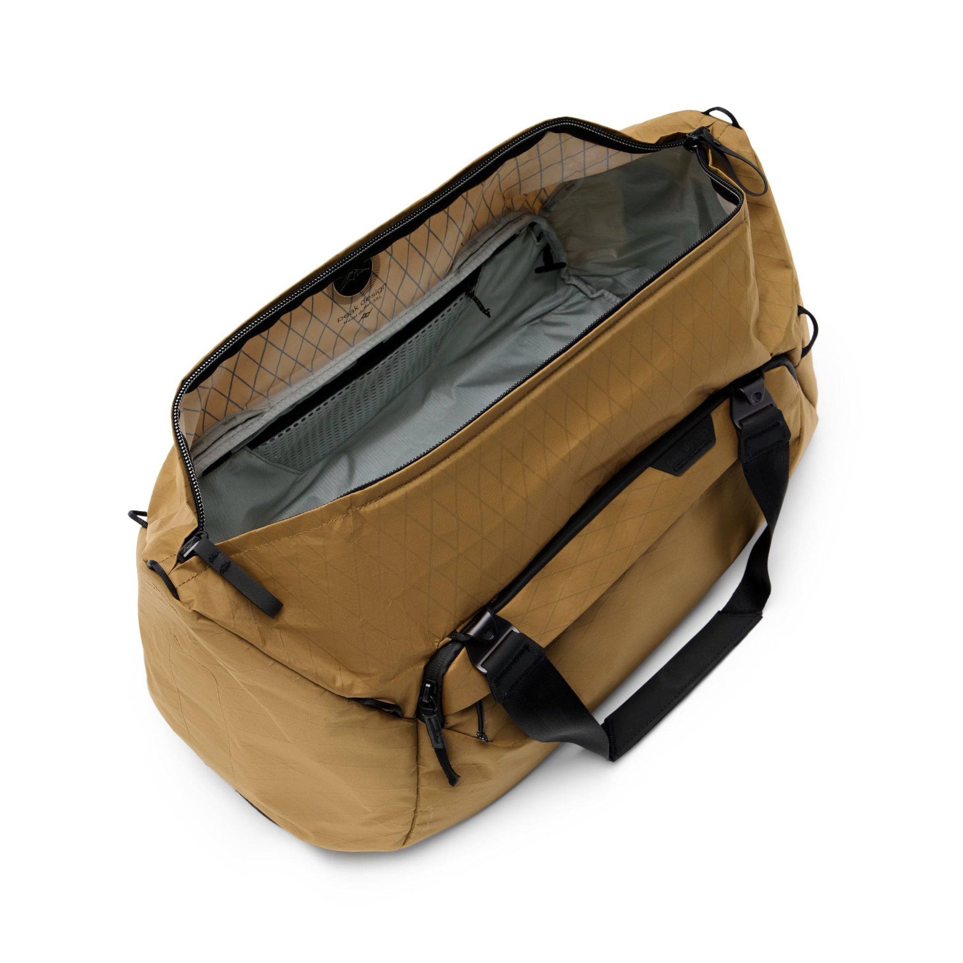 Peak Design Sporttasche Duffel Bag – 35 l, wasserfest, Nylon, braun, 56 × 34,5 × 26 cm