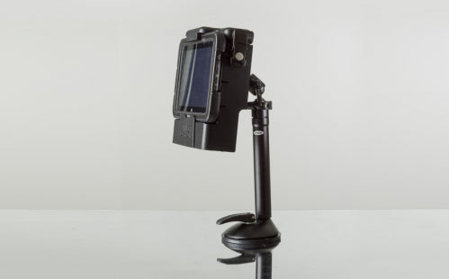 Gamber-Johnson Monitorhalterung, VESA 75 × 75 mm, höhenverstellbar, Saugnapf