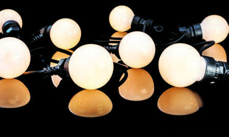 STT Lichterkette DKL-075-01 – 6 m, 6 W, Warmweiss – Netzbetrieb – Weiss