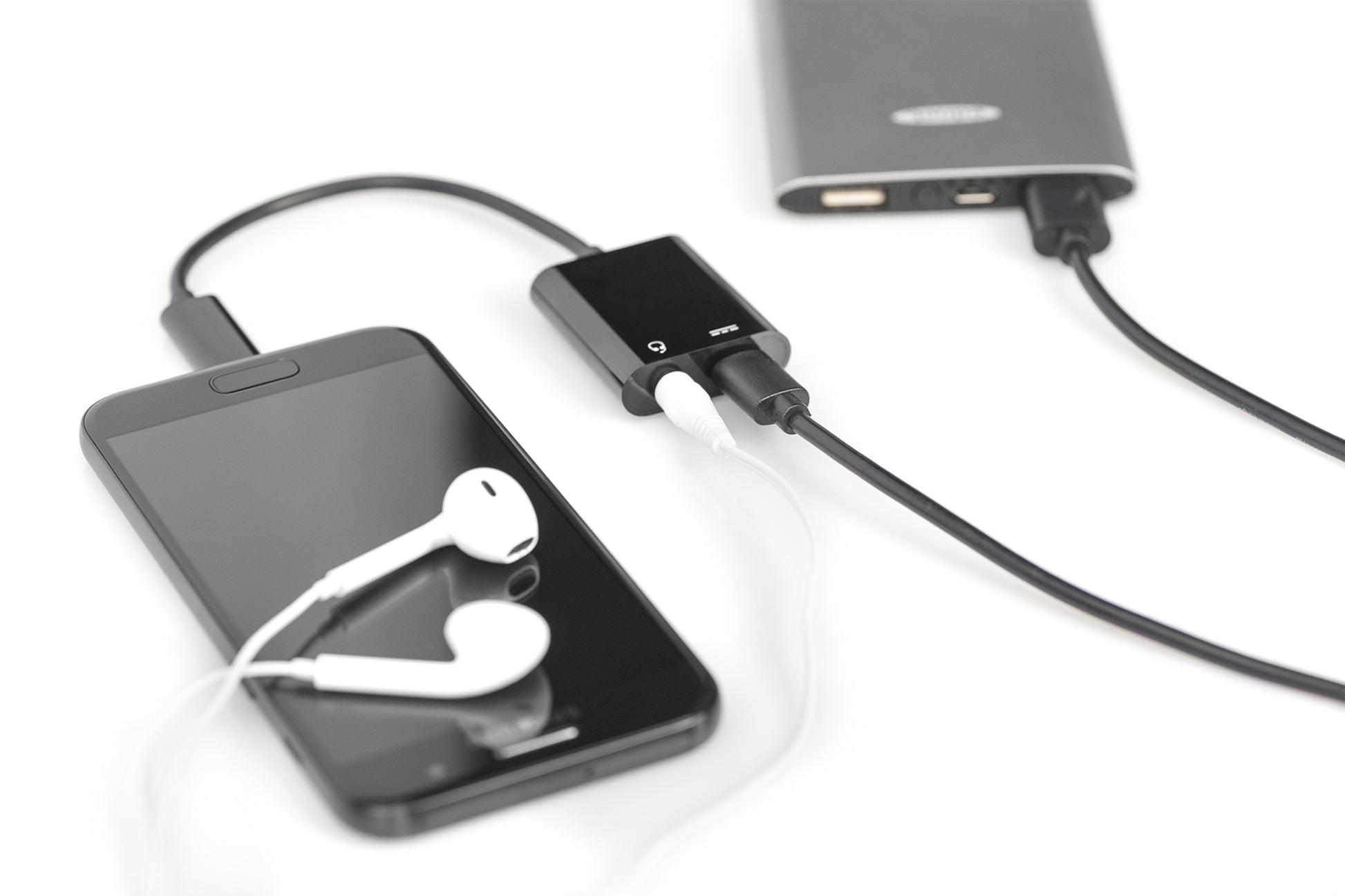 Digitus USB-C Adapter USB-C zu USB-C und 3,5 mm Klinke – USB 3.2 Gen 1 (5 Gbit/s), 0,2 m, Schwarz