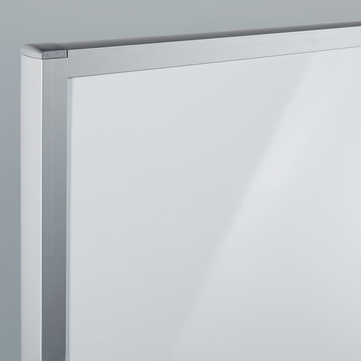 Sigel Whiteboard – 90 × 180 cm, lackierter Stahl, magnetisch, Aluminiumrahmen, mobil, beidseitig