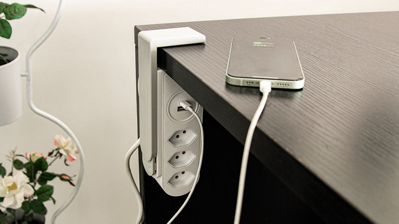 Steffen Tischsteckdosenleiste, 3×T13, 1×USB‑A 12 W + 1×USB‑C 17 W, 1,5 m, ohne Schalter – weiss
