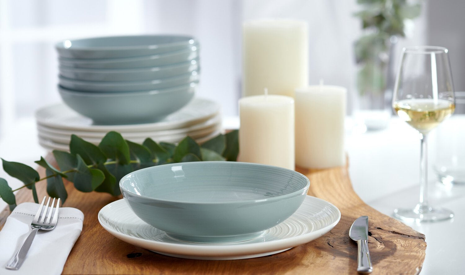 Ritzenhoff & Breker Speise-Service Suomi – 12-teiliges Set, Ø 26 cm, Porzellan, Weiss, spülmaschinenfest