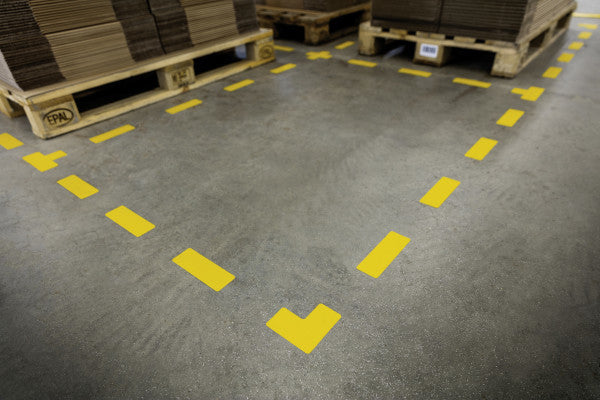Durable Stellplatzmarkierung, Kreuz – Signalgelb (RAL 1003) – 150 × 150 mm – Dicke 0,7 mm – selbstklebend