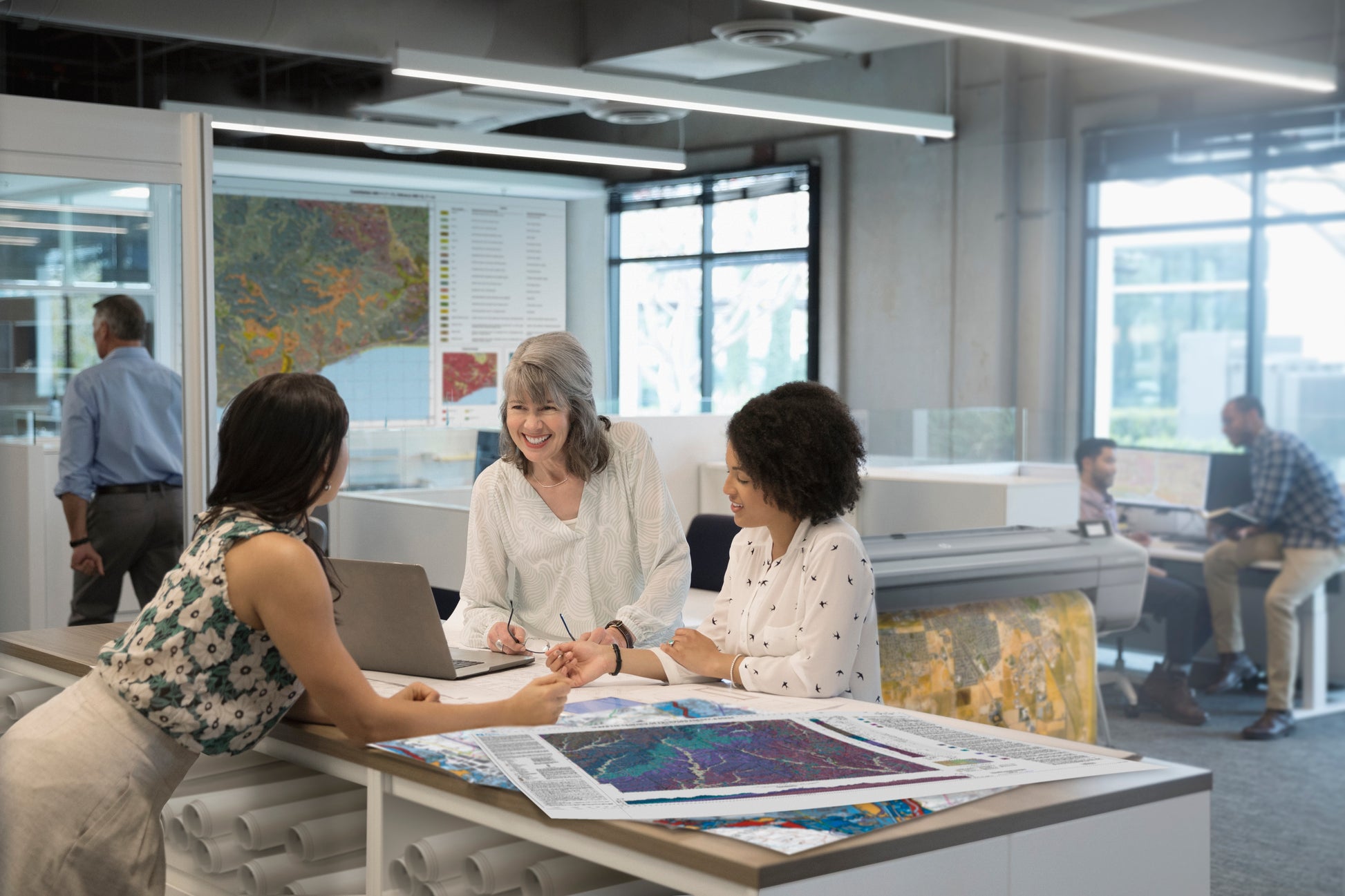 HP DesignJet Z6DRPS – Grossformatdrucker 44", Farbe, Dual-Rolle, PostScript, LAN/USB, 2400 × 1200 dpi