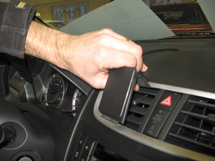 Brodit ProClip – Auto-Halterung