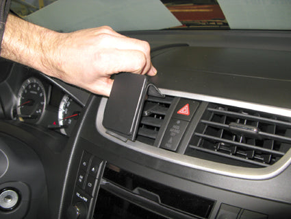 Brodit ProClip – Auto-Halterung