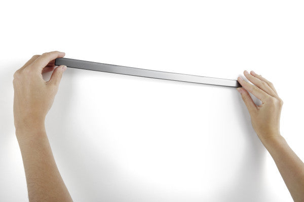 Durable Durafix Roll Magnetleiste – 5 m × 17 mm, silber metallic, zuschneidbar, selbstklebend